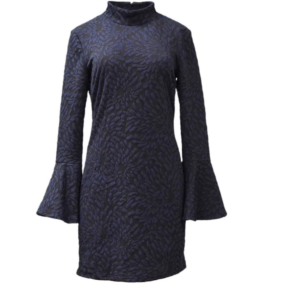 🌟NWOT!!! 🌟 Hutch Textured Midi Bell Sleeve Dress - Picture 1 of 8